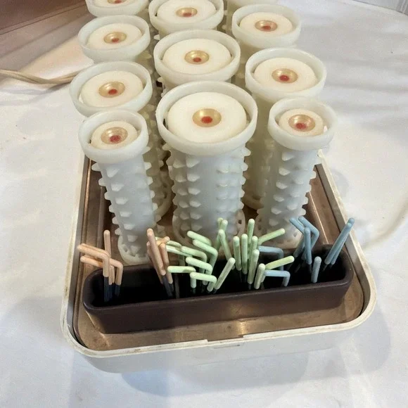Vintage Clairol Deluxe Hot Rollers Set C-40 Hair Curlers w Clips Tested - Picture 4 of 5